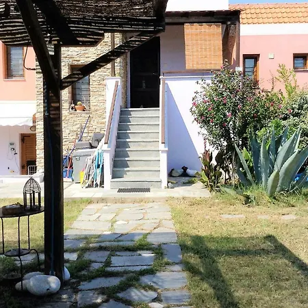 House In Ierissos, Halkidiki Hébergement de vacances Gomation